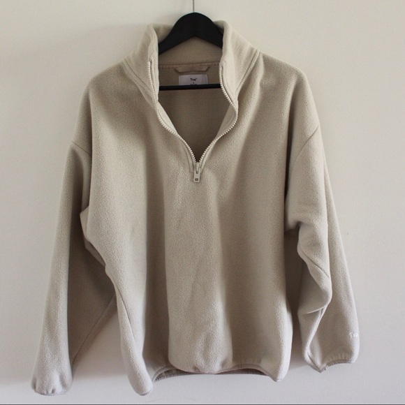 Aritzia TNA Polar 1/4 Zip Sweatshirt Cream Off White Fleece - Picture 5 of 11